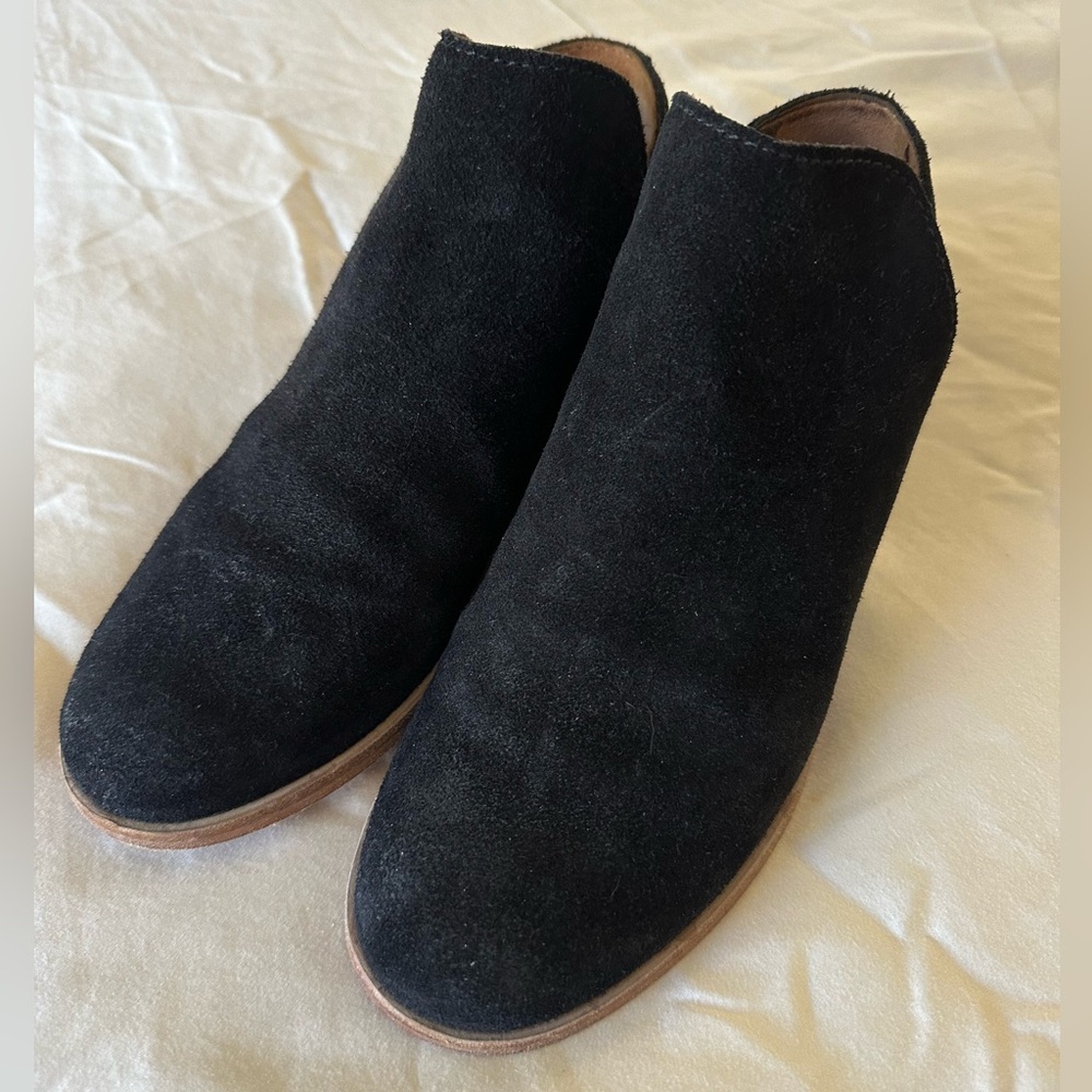 Frye Women’s Elyssa Black Suede Leather Shootie, Size 7 - Picture 3 of 10
